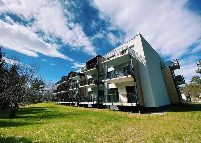Albatross Mini - 2 Room Seaside Air-Conditioned Apartment With Balcony