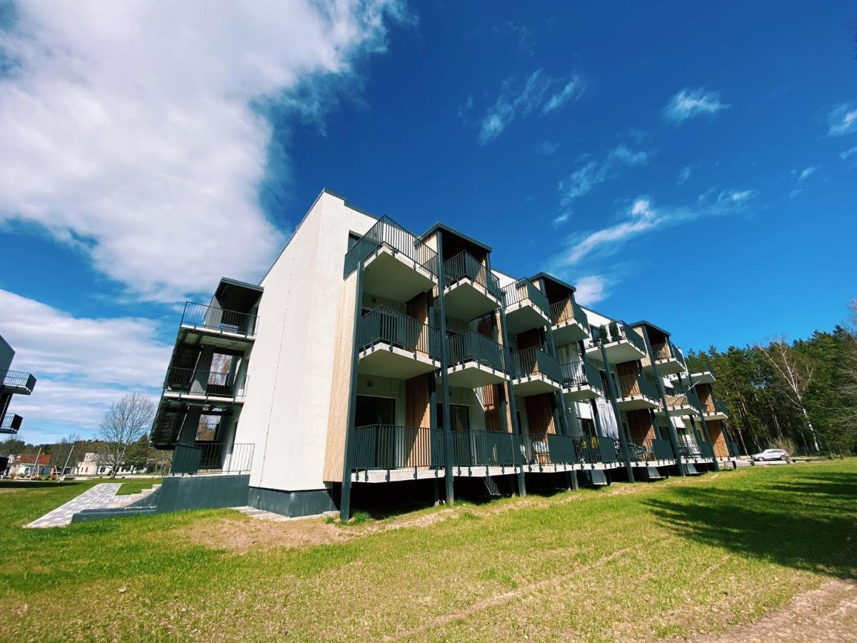 Albatross Mini - 2 Seaside Air-conditioned With Balcony Apartment Ķesterciems