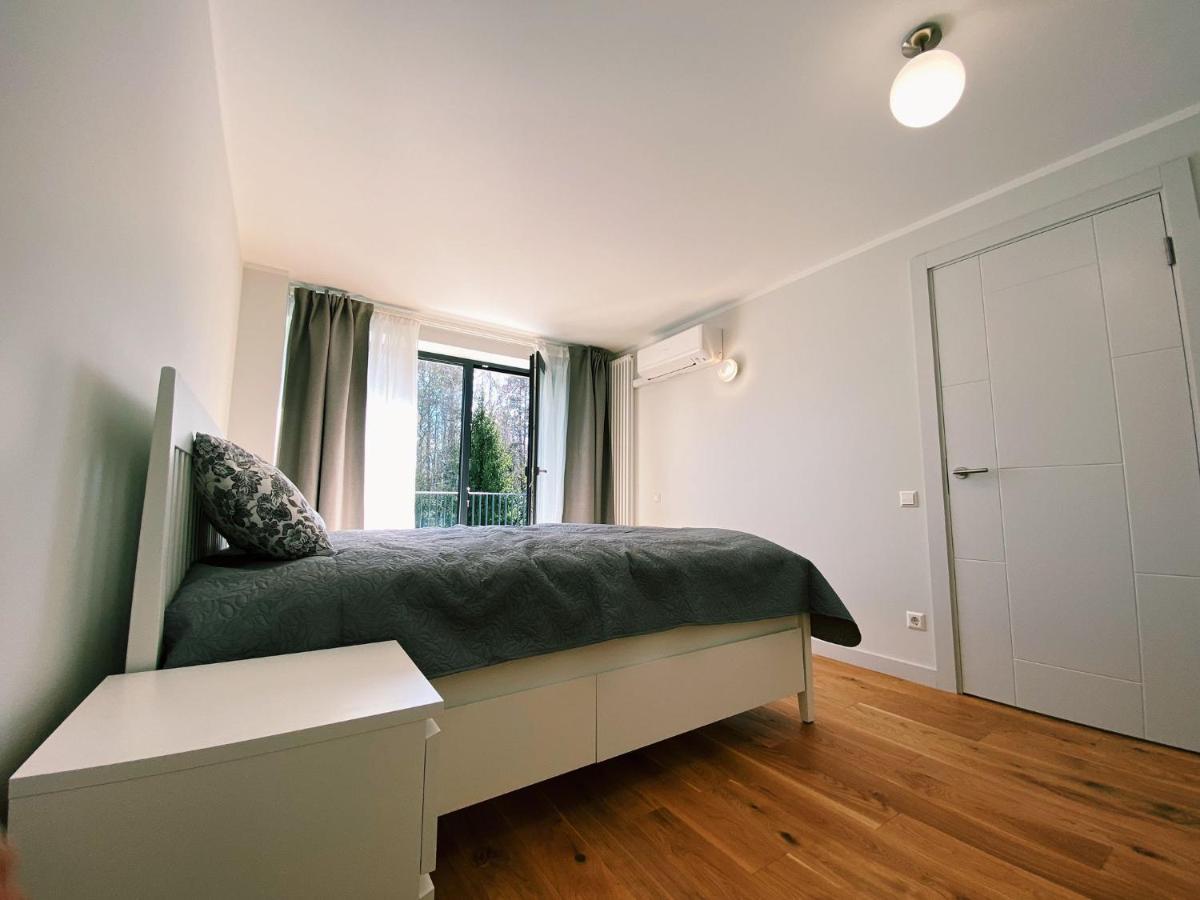 Albatross Mini - 2 Seaside Air-conditioned With Balcony Apartment *